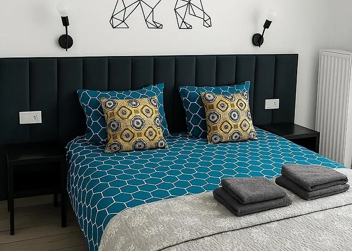 Good Night In Apartment *